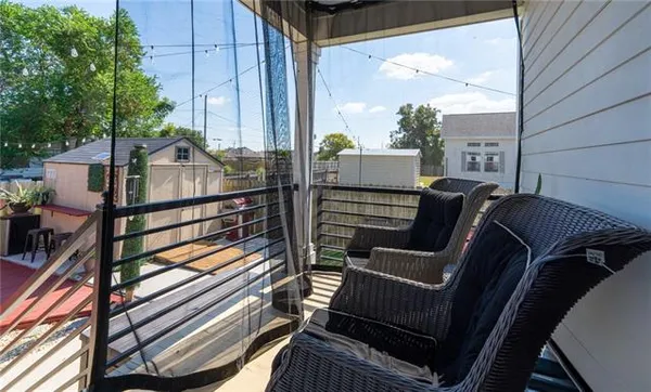 $319,000 | 2009 Center Street, Arabi, LA 70032