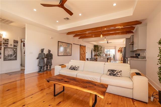 2009 Center Street Arabi, LA 70032 - Photo 8 of 58