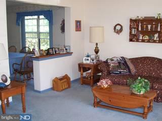 417 Acorn Road Mount Laurel, NJ 08054 - Photo 2 of 6 Gallery Image 2