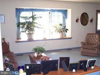 417 Acorn Road Mount Laurel, NJ 08054 - Photo 3 of 6 Gallery Image 3