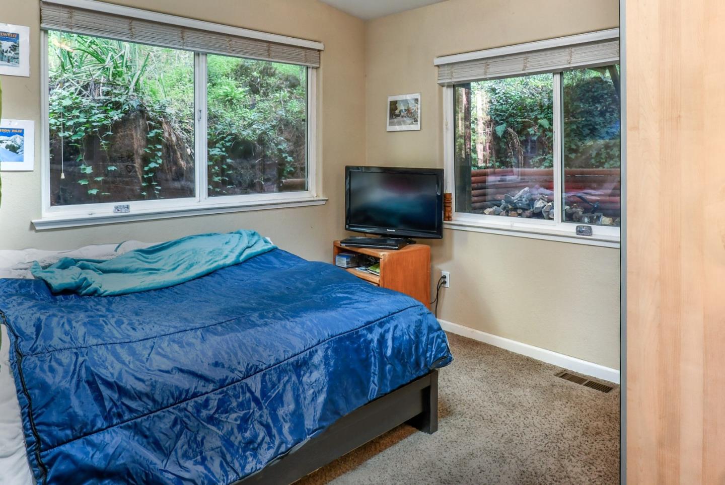 351 Redwood Road Felton, CA 95018 - Photo 9 of 26 Gallery Image 9