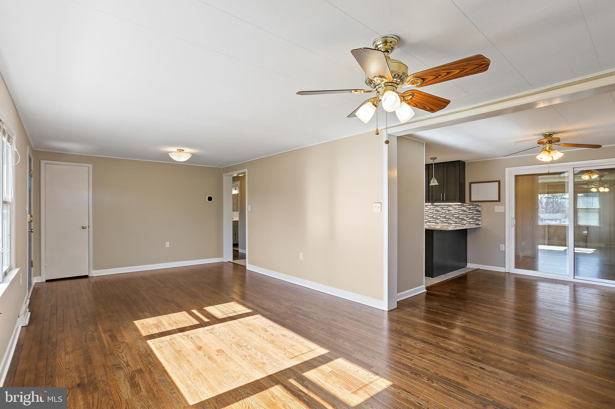 9525 North Laurel Road, Unit B Laurel, MD 20723 - Photo 4 of 32 Gallery Image 4