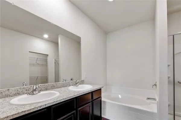 $1,850 | 317 Hyacinth Way, Jarrell, TX 76537