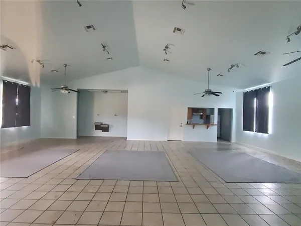 $1,850 | 317 Hyacinth Way, Jarrell, TX 76537