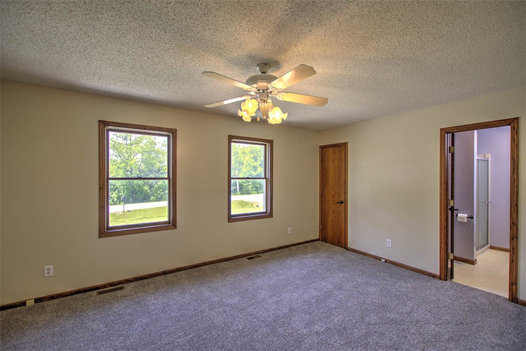 888 McKinney Lane Decatur, IL 62522 - Photo 17 of 30
