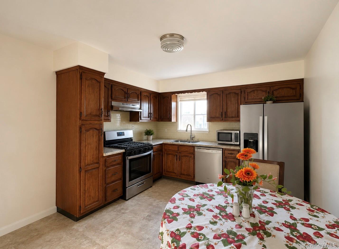 57 1st Street, Unit 2 Yonkers, NY 10704 - Photo 8 of 15