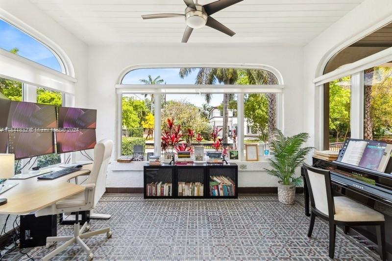 428 Southwest 23rd Road Miami, FL 33129 - Photo 11 of 41