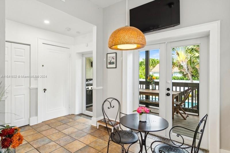 428 Southwest 23rd Road Miami, FL 33129 - Photo 27 of 41