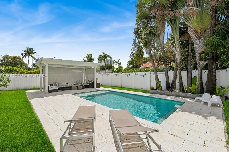 428 Southwest 23rd Road Miami, FL 33129 - Photo 34 of 41