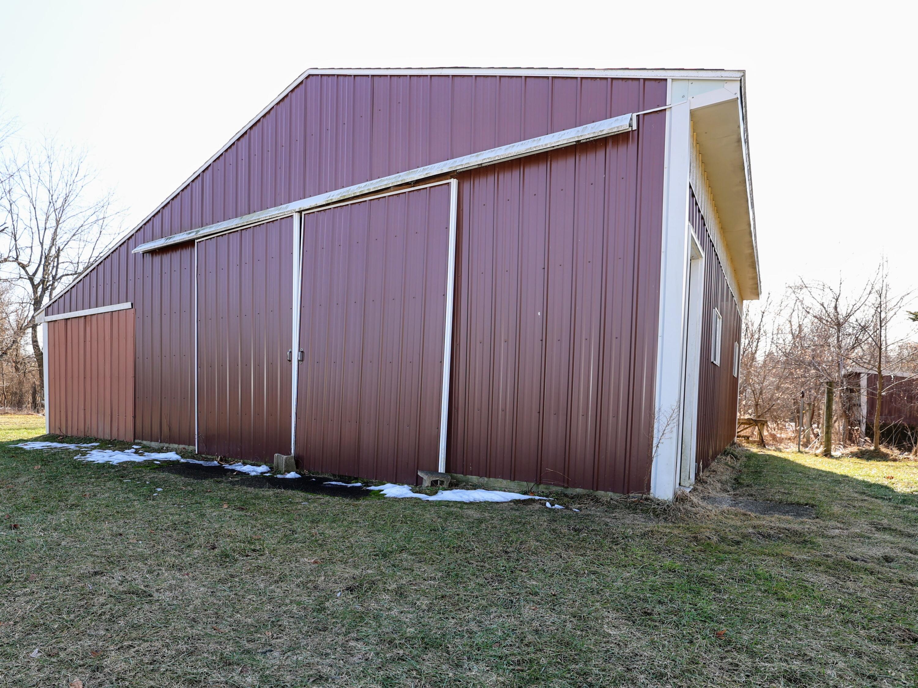 1767 Flanders Road Charlotte, MI 48813 - Photo 72 of 82 77