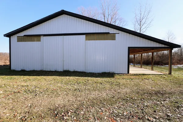 $899,000 | 1767 Flanders Road, Charlotte, MI 48813