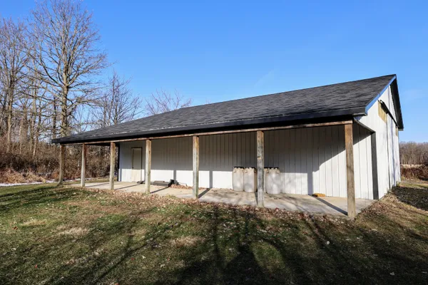 $899,000 | 1767 Flanders Road, Charlotte, MI 48813