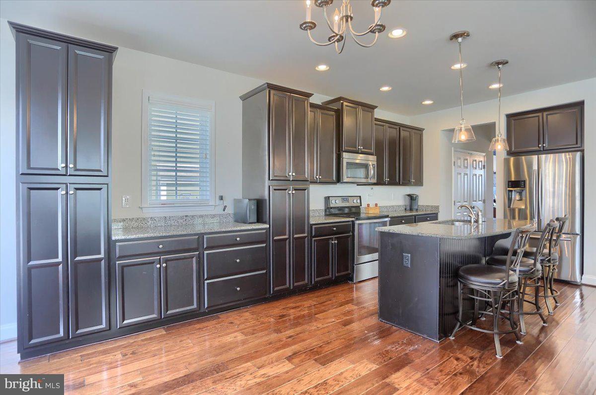 524 Madison Road Mechanicsburg, PA 17050 - Photo 3 of 37 Gallery Image 3