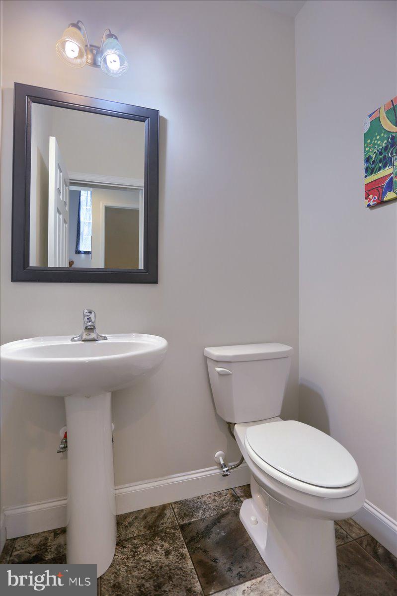 524 Madison Road Mechanicsburg, PA 17050 - Photo 21 of 37 Gallery Image 21