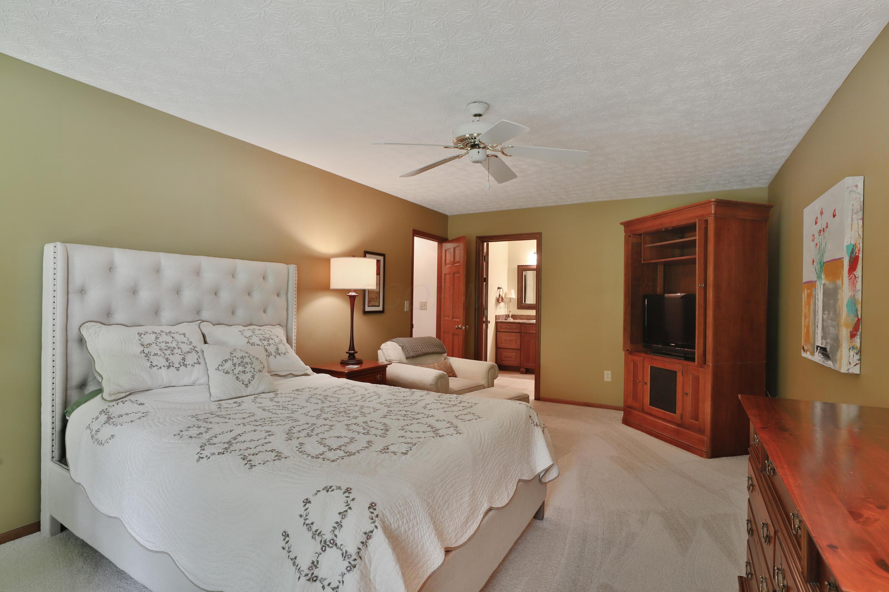 610 Deer Run Road Westerville, OH 43081 - Photo 24 of 58 Primary Bedroom