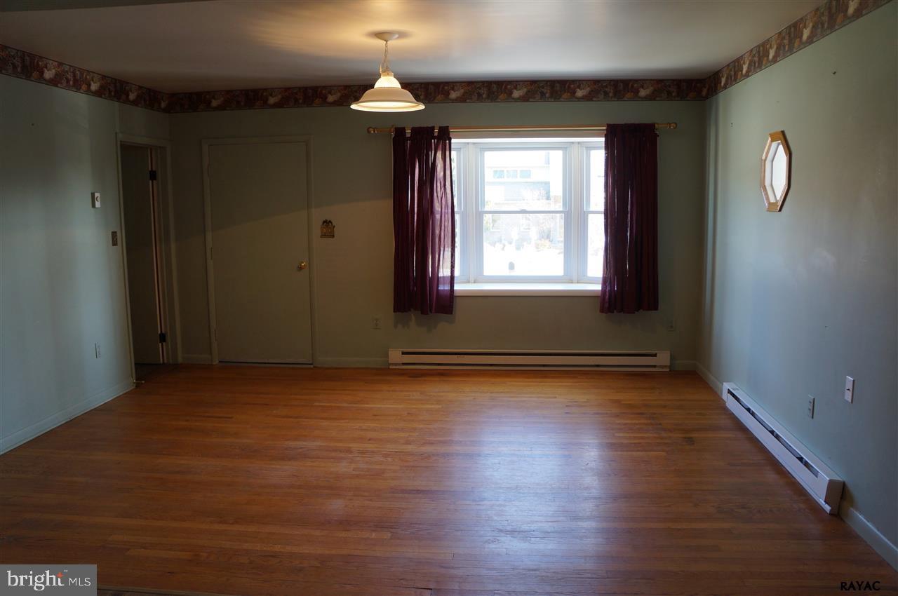 198 Bankert Road Hanover, PA 17331 - Photo 5 of 21