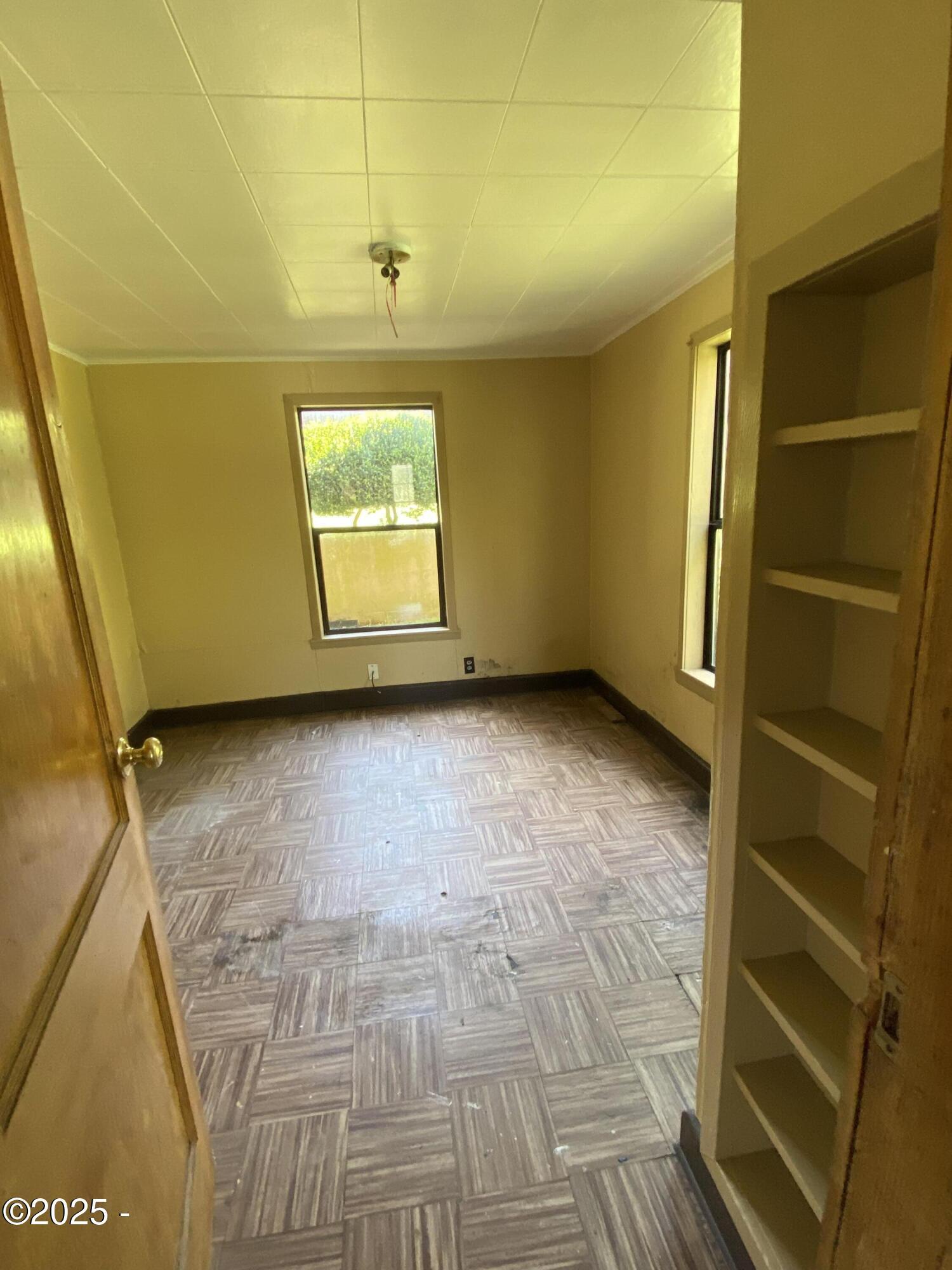 811 Southeast 7th Street Toledo, OR 97391 - Photo 22 of 36 Bedroom #1