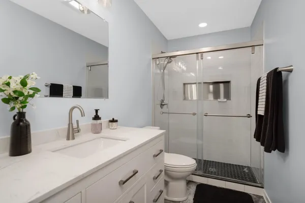 $600,000 | 6121 Summit Curve South, Cottage Grove, MN 55016