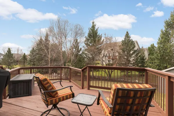 $600,000 | 6121 Summit Curve South, Cottage Grove, MN 55016