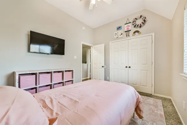 $445,000 | 2502 Sun Glen Drive, Pearland, TX 77584