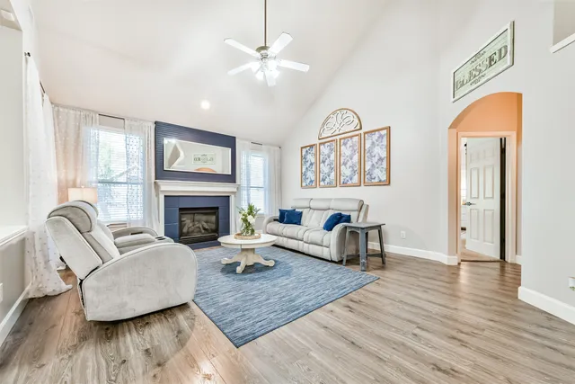 $445,000 | 2502 Sun Glen Drive, Pearland, TX 77584