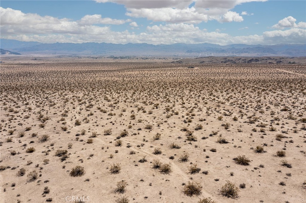 1234 Sunever Road Joshua Tree, CA 92252 - Photo 4 of 17