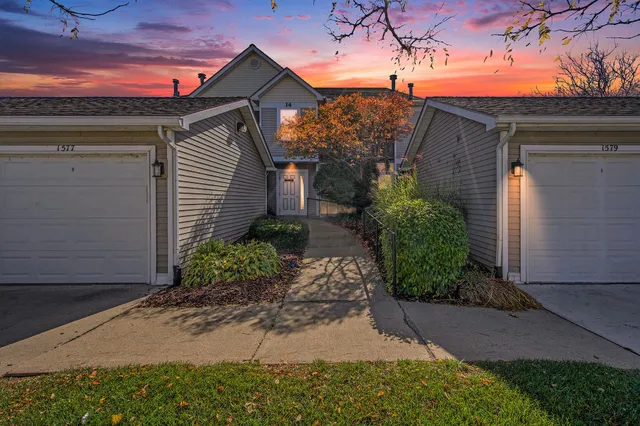 $263,500 | 1579 Oakfield Drive, Ann Arbor, MI 48108