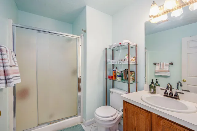 $263,500 | 1579 Oakfield Drive, Ann Arbor, MI 48108