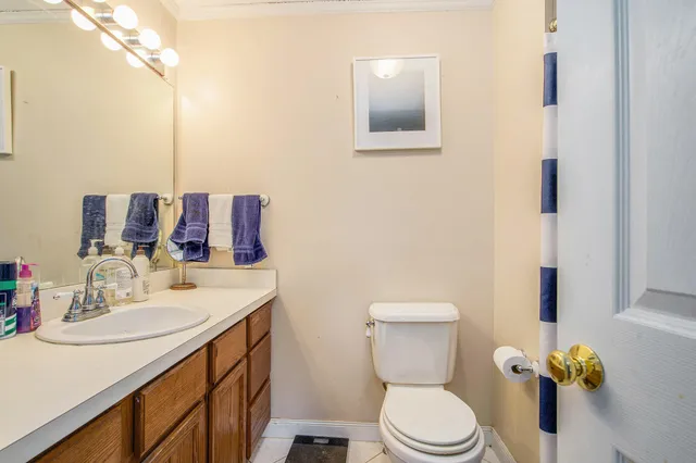 $263,500 | 1579 Oakfield Drive, Ann Arbor, MI 48108