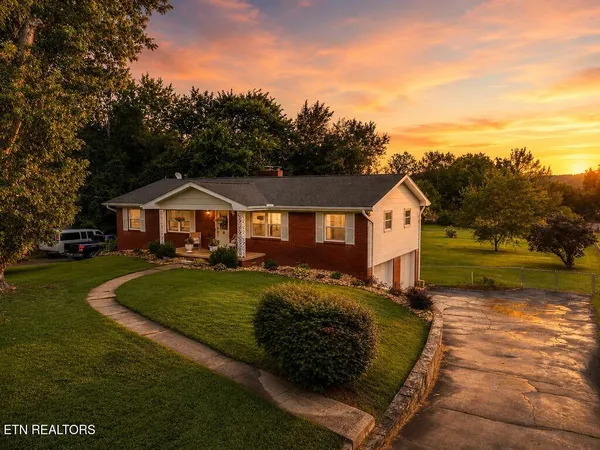 $359,900 | 6332 Trailhead Circle, Knoxville, TN 37920
