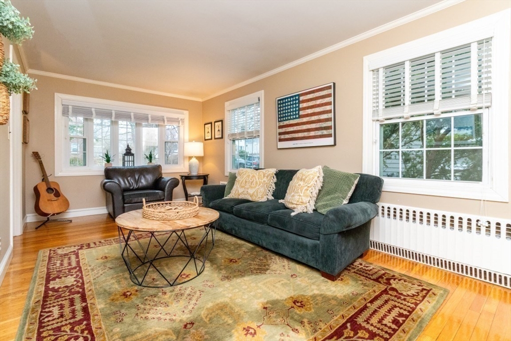 484 Brook Road Milton, MA 02186 - Photo 12 of 38