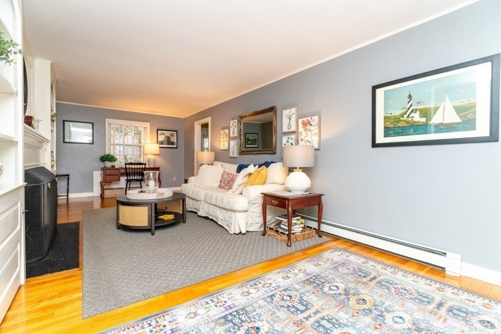 484 Brook Road Milton, MA 02186 - Photo 10 of 38