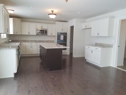 9626 Valley View Drive Saline, MI 48176 - Photo 12 of 53 20161221_135159