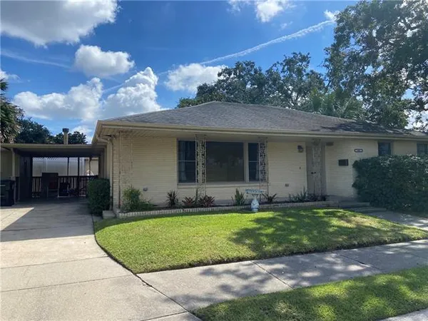 $2,300 | 7401 West End Boulevard, New Orleans, LA 70124