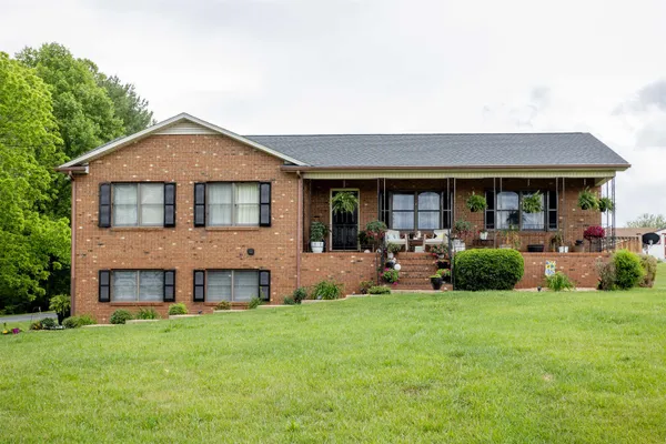 $550,000 | 11 Meadow Brook Drive, Stuarts Draft, VA 24477