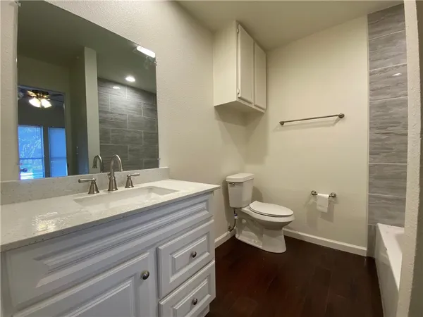 $1,895 | 6600 Valleyside Road, Unit B6, Austin, TX 78731