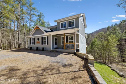 $759,000 | 330 Rainbow Circle, Townsend, TN 37882
