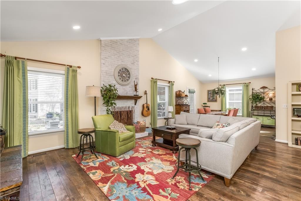 5106 Nantucket Road Greensboro, NC 27455 - Photo 2 of 27 Open, bright, vaulted ceiling, recessed lights