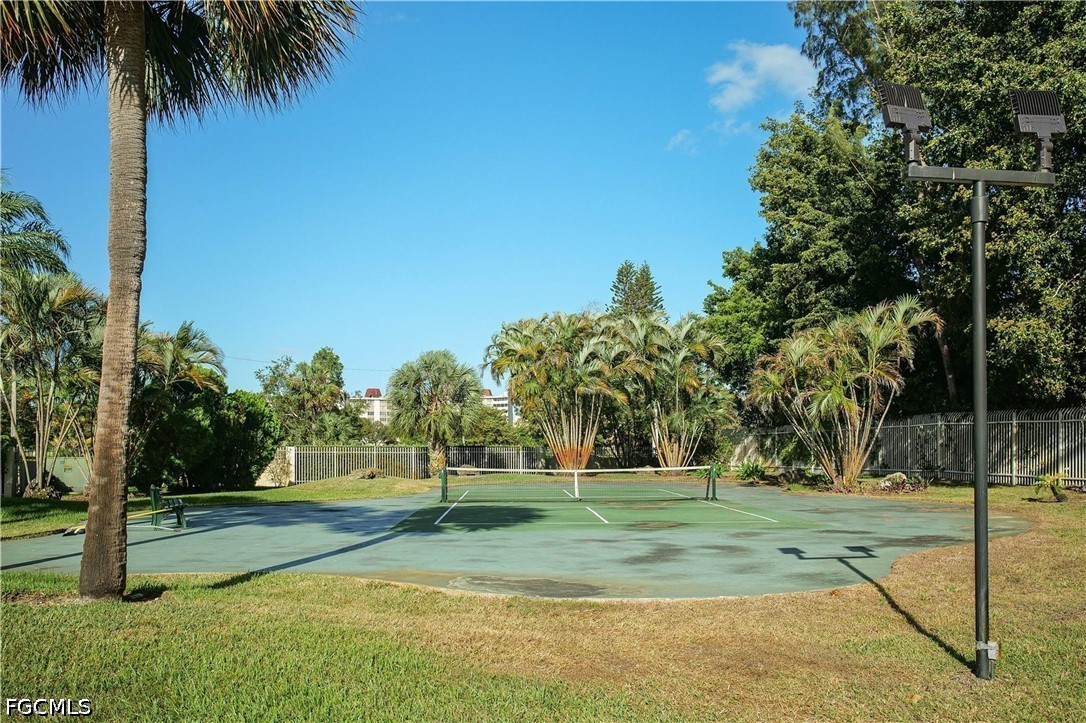 3910 Inverrary Boulevard, Unit 202B Lauderhill, FL 33319 - Photo 11 of 47