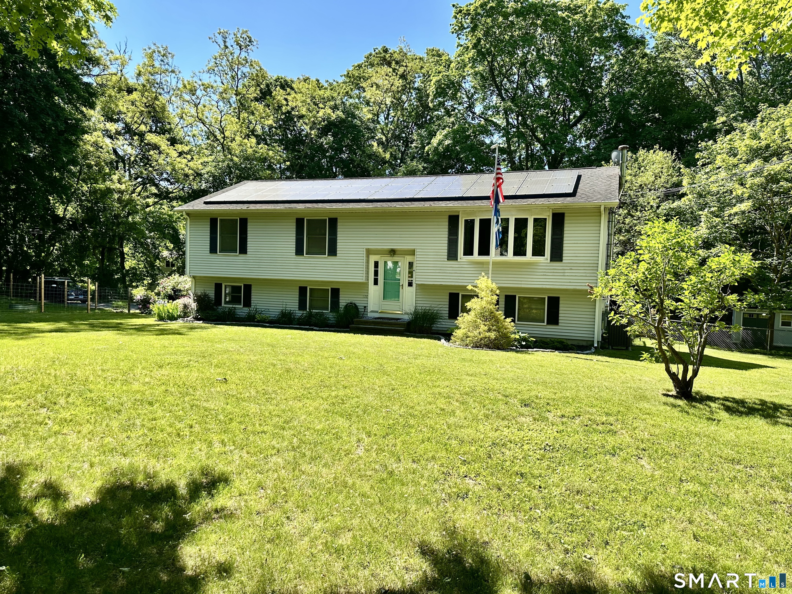126 Rope Ferry Road Waterford, CT 06385 - Photo 2 of 10