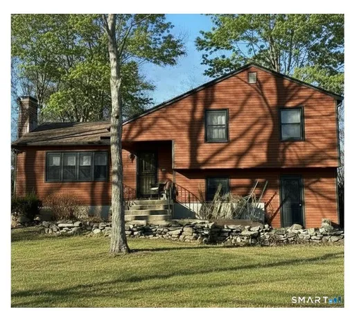 $390,000 | 121 Wedgewood Drive, Torrington, CT 06790