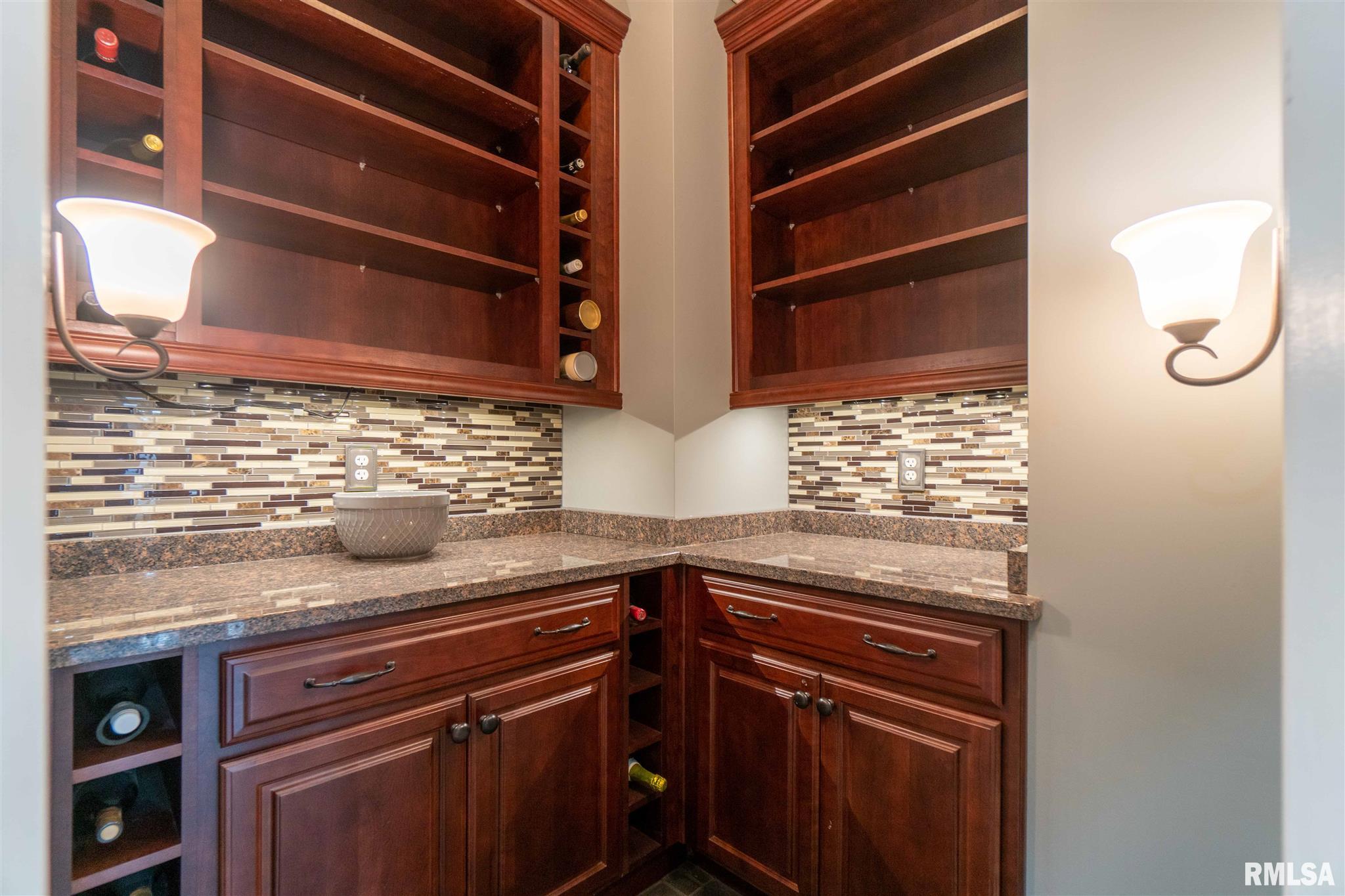 401 Wilmor Road Washington, IL 61571 - Photo 16 of 50 Gallery Image 16