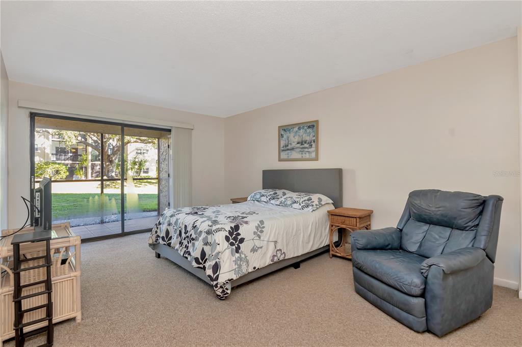 11485 Oakhurst Road, Unit A105 Largo, FL 33774 - Photo 13 of 34