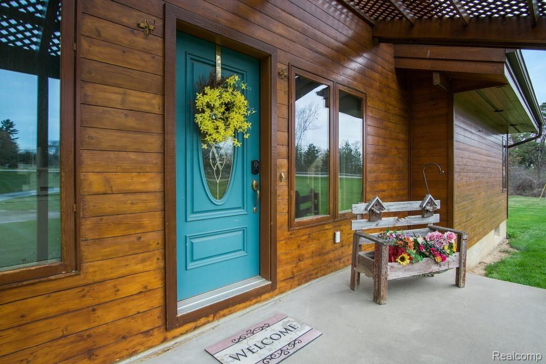 4353 North Irish Road Davison, MI 48423 - Photo 9 of 43 4353-N-Irish-Rd-09.jpg