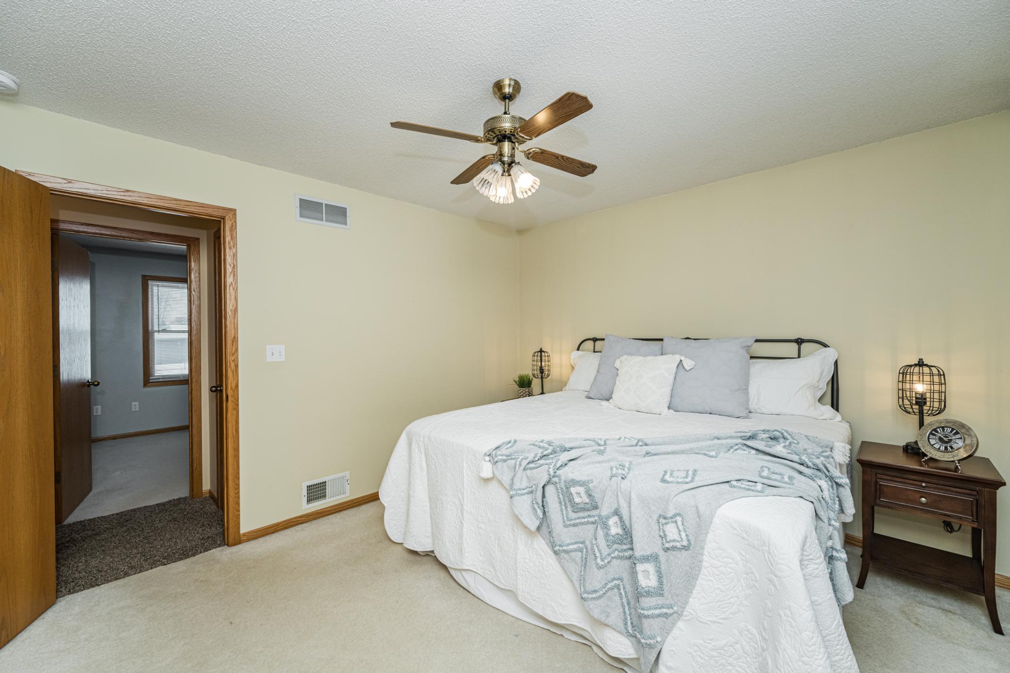 4908 25th Avenue Northwest Rochester, MN 55901 - Photo 14 of 33
