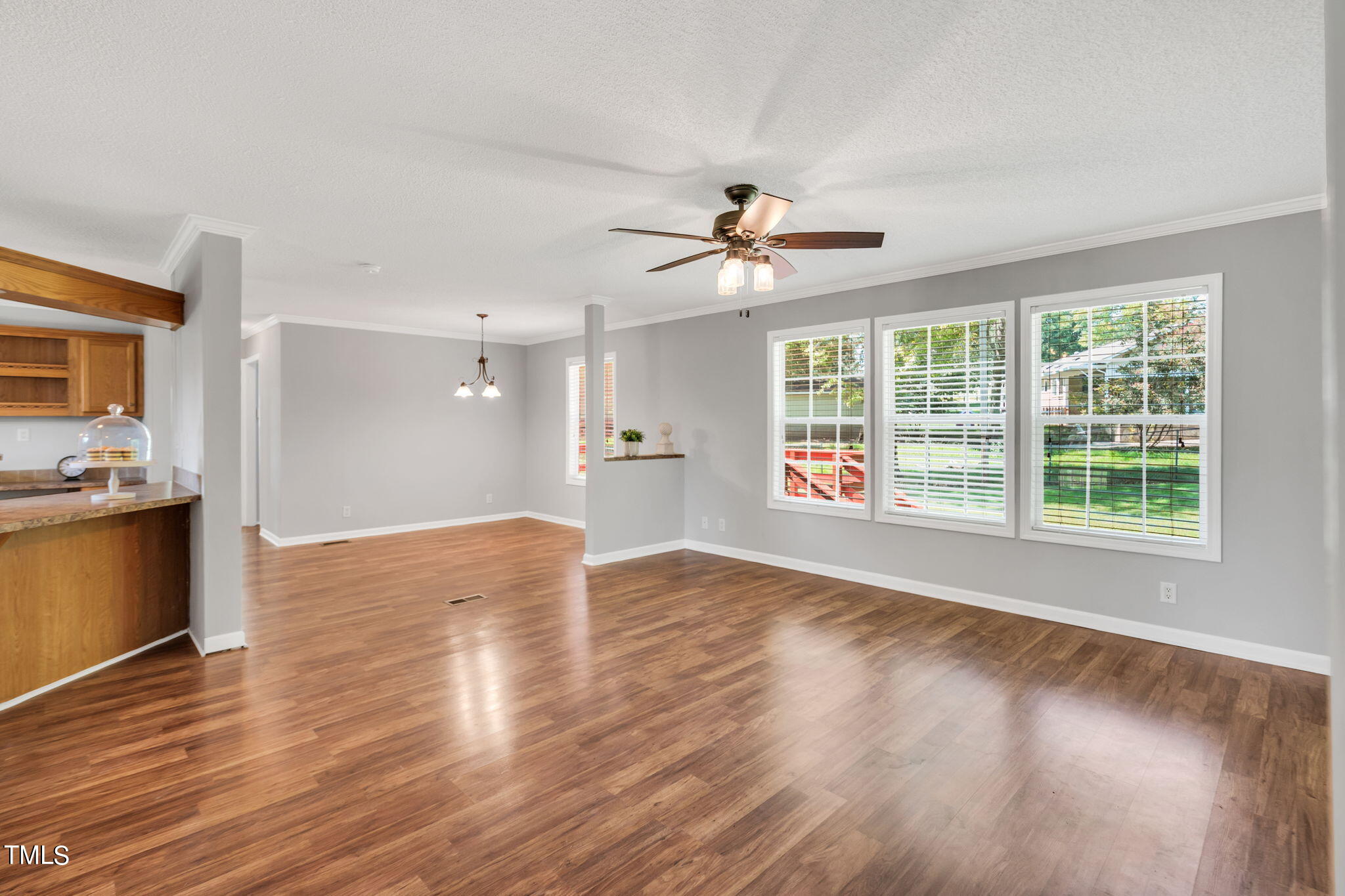 4711 Wheels Hill Road Durham, NC 27705 - Photo 17 of 67 Living room