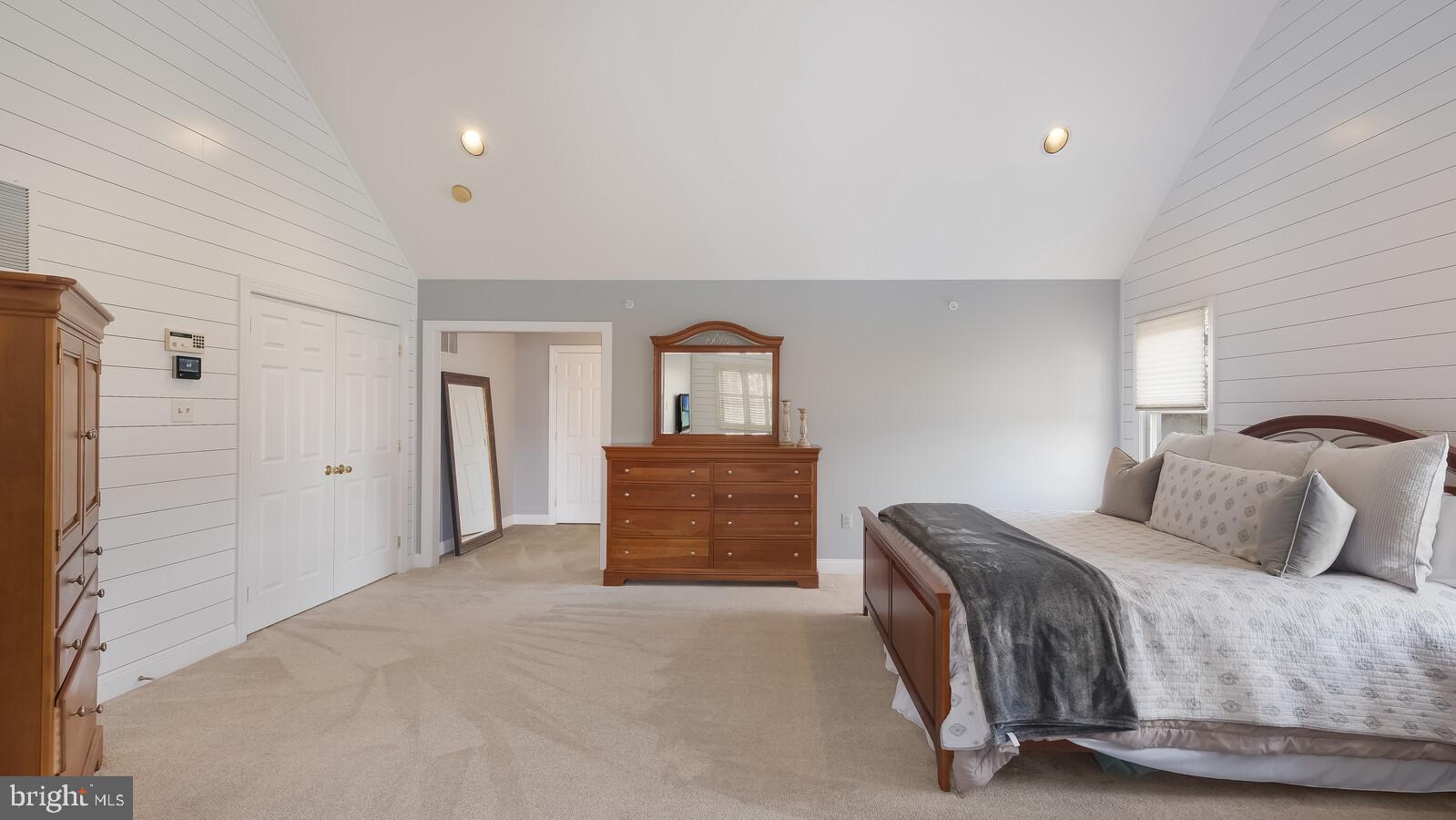 2522 Lockleigh Road Jamison, PA 18929 - Photo 26 of 58 Primary Suite