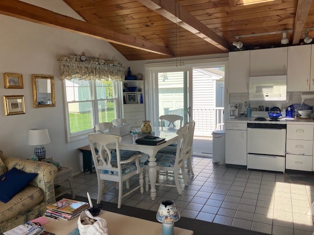 1144 Point Judith Road Narragansett, RI 02882 - Photo 9 of 16 Gallery Image 9