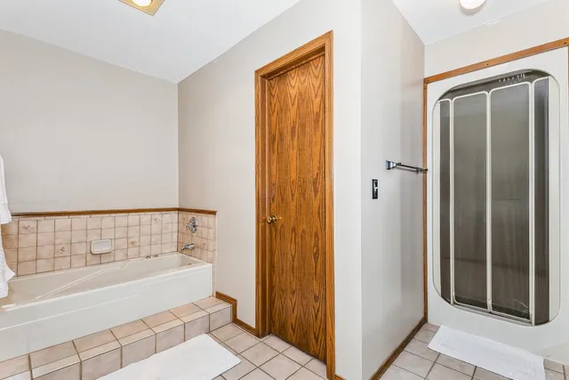 $439,000 | 7525 East Oak Tree Lane, Kechi, KS 67067