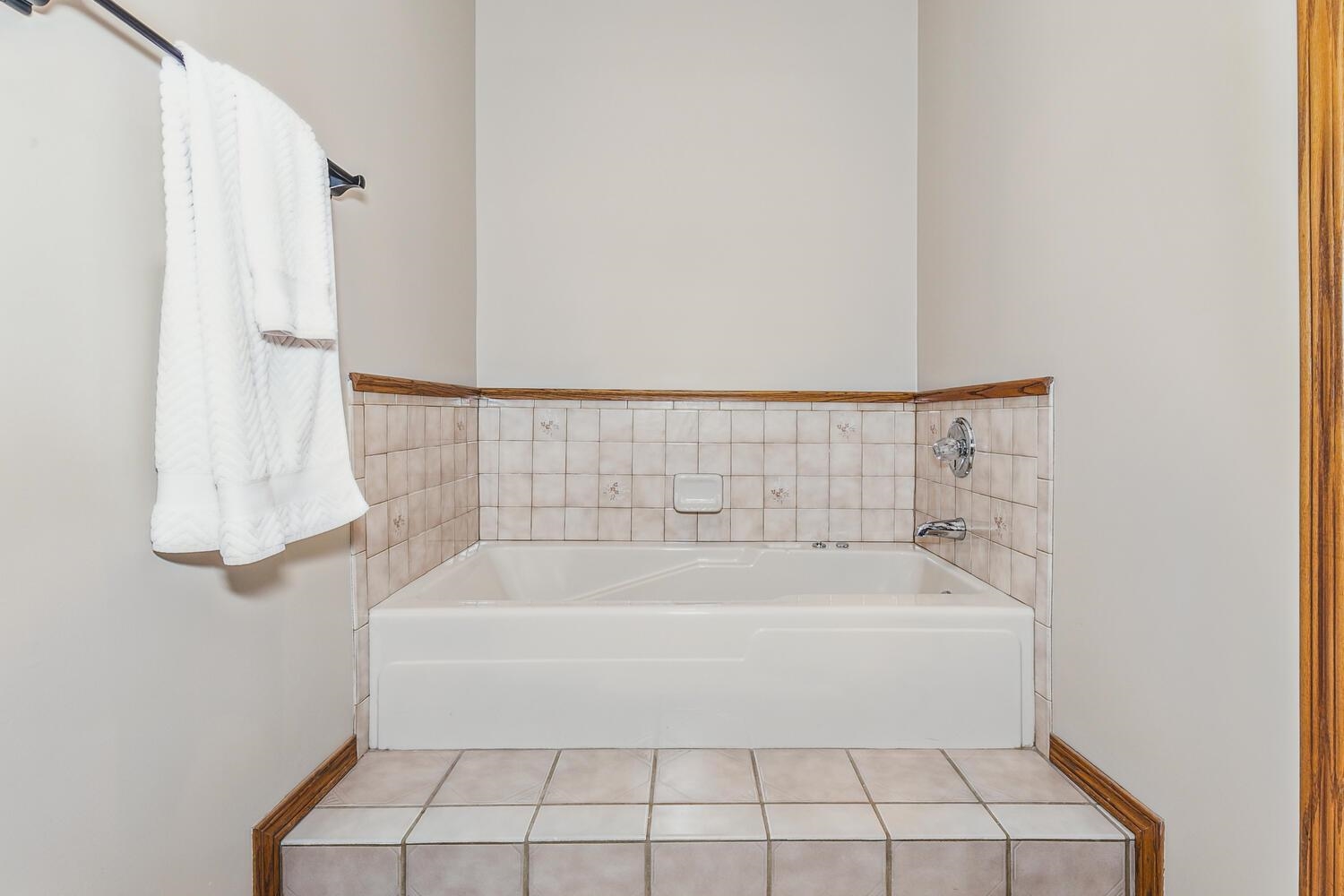 7525 East Oak Tree Lane Kechi, KS 67067 - Photo 24 of 35